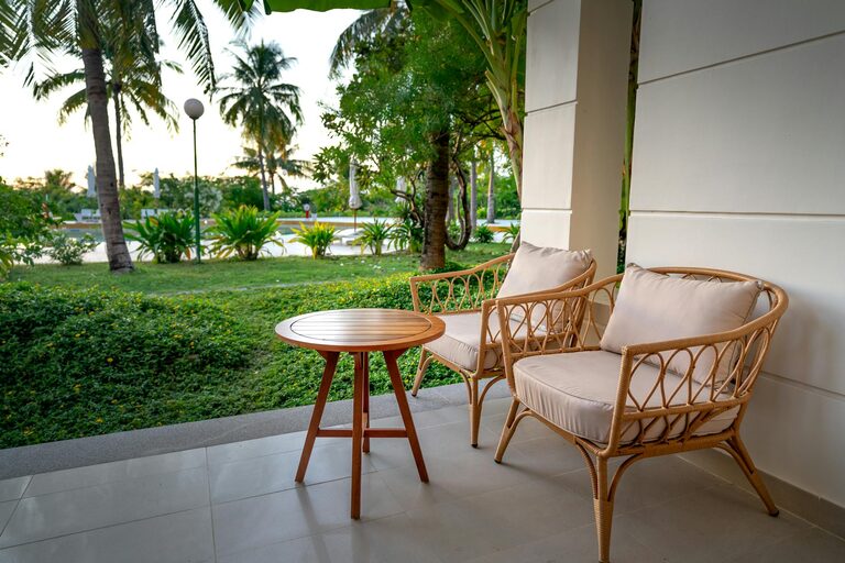 Tips for Creating a Cozy Outdoor Space to Enjoy Year-Round